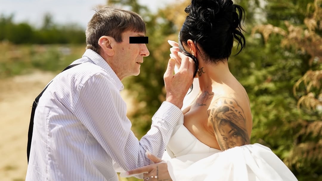 Fosta ispită de la Insula Iubirii este în doliu. Tatăl ei a murit, după 7 zile de spitalizare: „Bolile îl măcinau fără ca eu să știu”