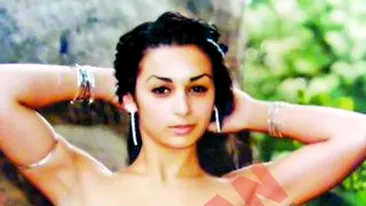 Lipsea de la scoala ca sa fie manechin