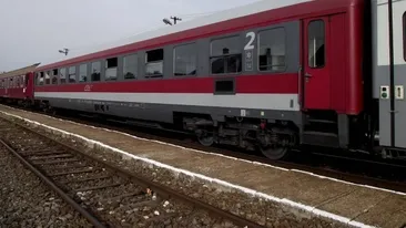 Accident în Timiș! Un tren a lovit o mașină. Șoferul a murit