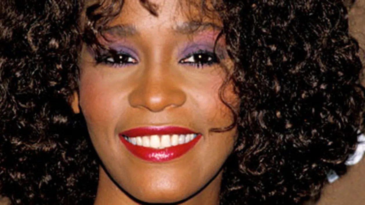 Gestul lui a socat America! Ce a spus un ofiter, după ce a descoperit trupul neinsufletit al lui Whitney Houston
