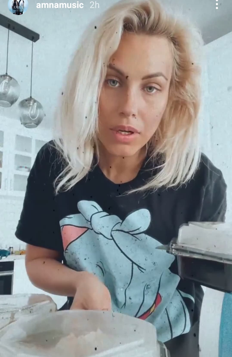 Amna, recuperare în izolare