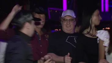 Taticul Fashion TV a facut senzatie in cluburile din Bucuresti! Zeci de tinere au incercat sa-i intre in gratii!