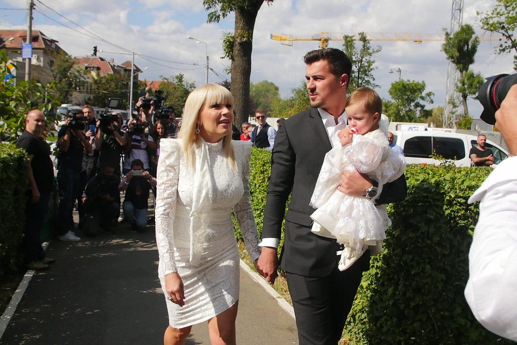Elena Udrea si Adrian Alexandrov isi boteaza fetita