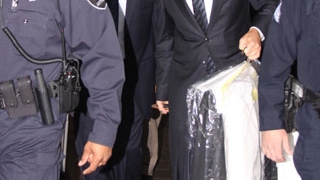 George Clooney n-are fite - circula sI cu trenul, ca un om obisnuit