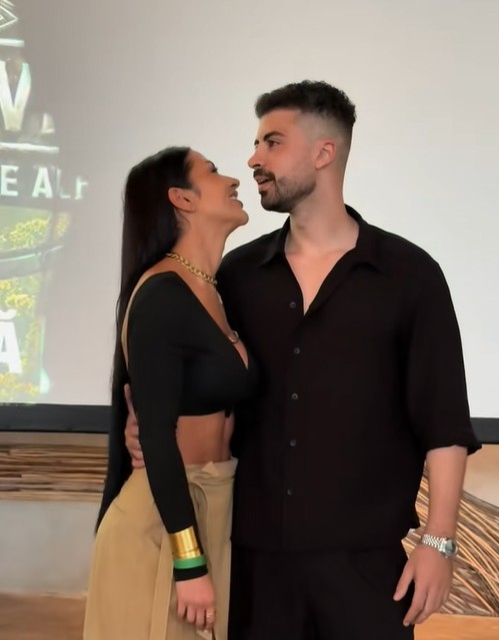 Ramona Olaru e istorie! Steve Ant a înlocuit-o pe asistenta de la Antena 1 cu o vedetă Pro TV