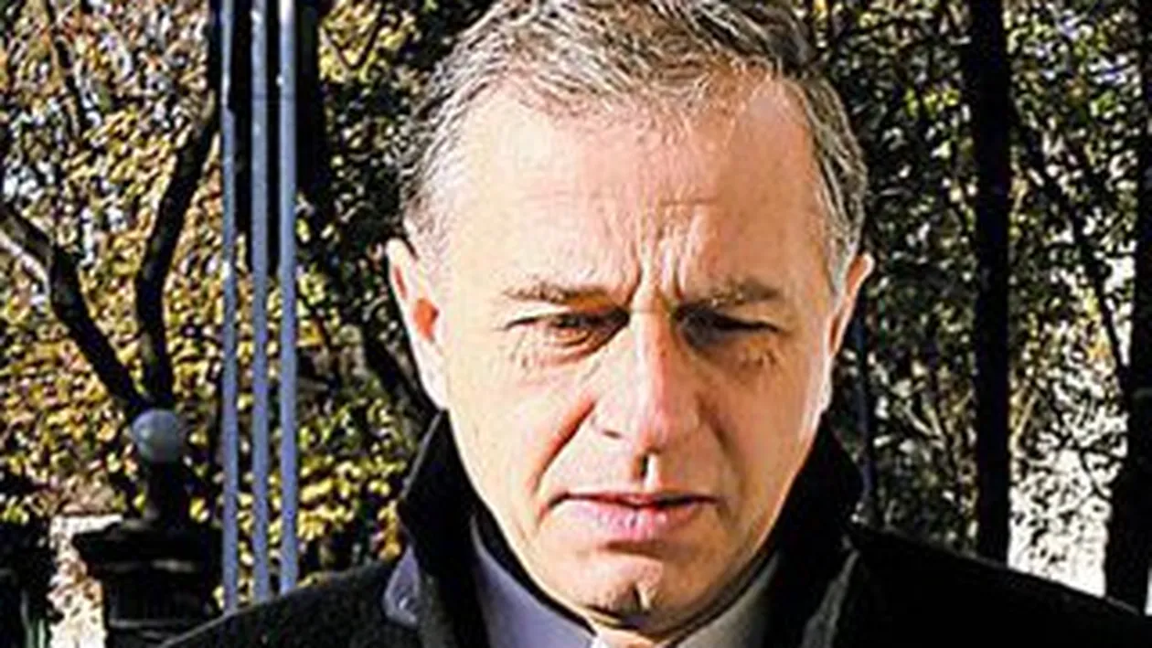 Geoana: Ma rog pentru sanatatea si libertatea lui Nastase