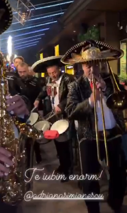 Party cu mariachi și caravană de șampanie  la ziua fiicei lui Adi Minune