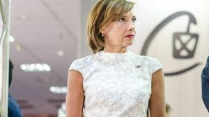 Anunț de ultimă oră de la liceul la care predă Carmen Iohannis! Decizia se pune în aplicare luni, de la prima oră