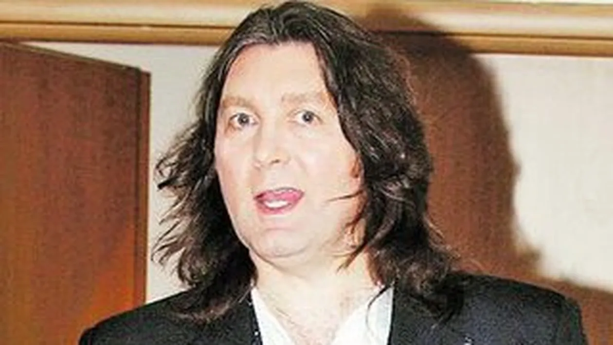 Cantaretul Laurentiu Cazan a sedus si a lasat gravide doua femei, la diferenta de cinci luni! Are si o fetita nelegitima cu o rusoaica