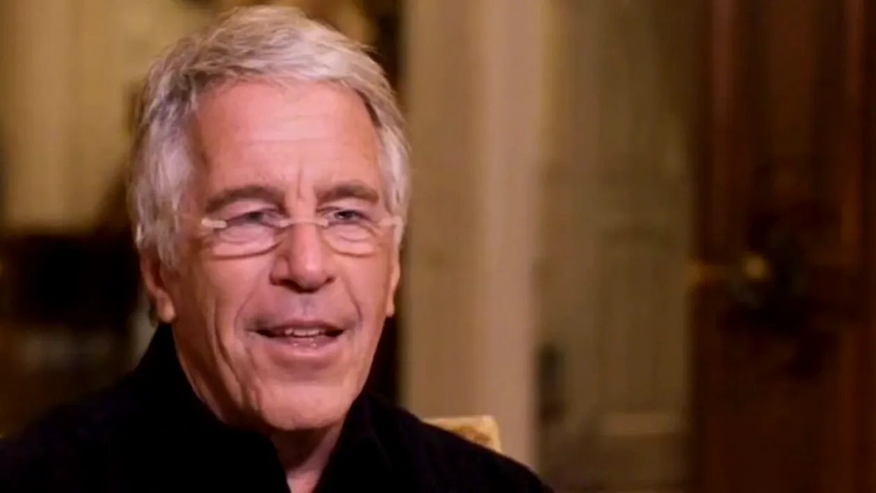 Controversele din jurul morții lui Epstein, dezvăluite la 7 ani de la eveniment. Doi medici legiști au emis verdicte diferite
