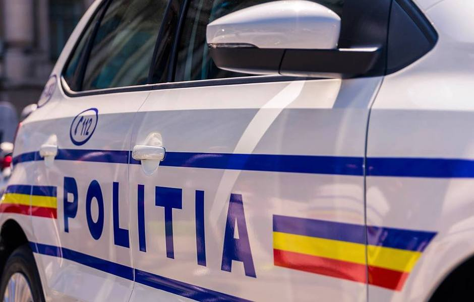 Proxeneții din Caracal racolau fete de liceu