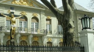 Cum arată interiorul palatului lui Gigi Becali? A costat 7 milioane de euro, în urmă cu 10 ani