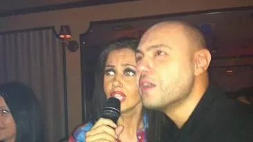 Excesele Zavorancei! Dupa ce a incercat sa se sinucida si a fost internata in spital, s-a dus decoltata in club, la karaoke!