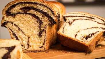 Super-pont! Cum să transformi cozonacul uscat într-un… desert delicios!