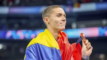 Imagine RARĂ cu David Popovici și Taisia Nițuleasa. Cum s-au pozat cei doi îndrăgostiți în Singapore