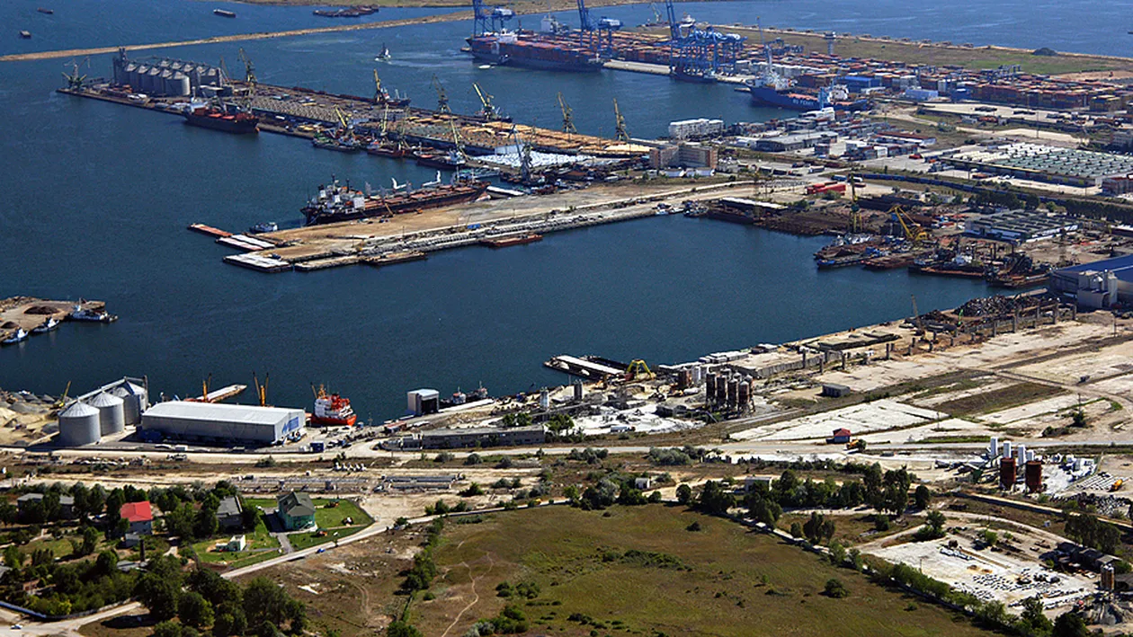 Bărbat scos mort din mare, la Constanța, în zona Plajei Modern