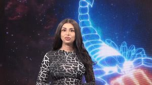 Horoscop 26 iulie 2025. Zodia care are parte de colegi iscoditori la  job