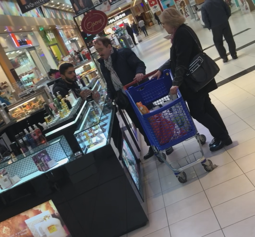 Cornel Palade a ajuns la spital, cu mai multe vânătăi pe faţă. Prima reacţie a fiicei sale, Ada