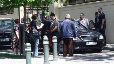Gestul neasteptat al lui Gigi Becali in Saptamana Patimilor! Filmat in timp ce incalca o porunca a Domnului in Martea cea Mare!
