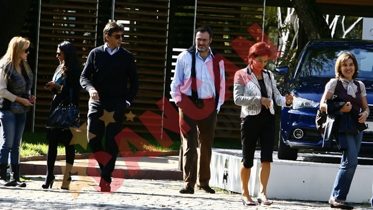 Femeile roiesc in jurul lui Lupescu