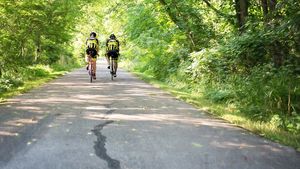 Tragedie în Vrancea! Un bărbat care făcea parte dintr-un grup de cicliști a murit în timp ce pedala