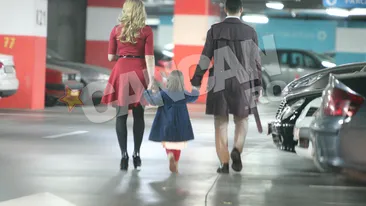 Jorge si fosta lui sotie au trecut peste resentimente! Si-au imprietenit iubitii si i-au implicat serios in cresterea fiicei lor