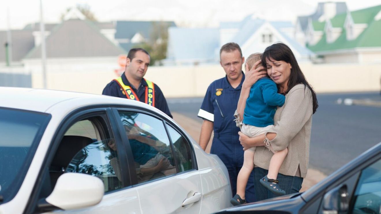 Tragedia unui băiețel de doar patru ani: A rămas orfan de ambii părinți, la mai puțin de două ore distanță