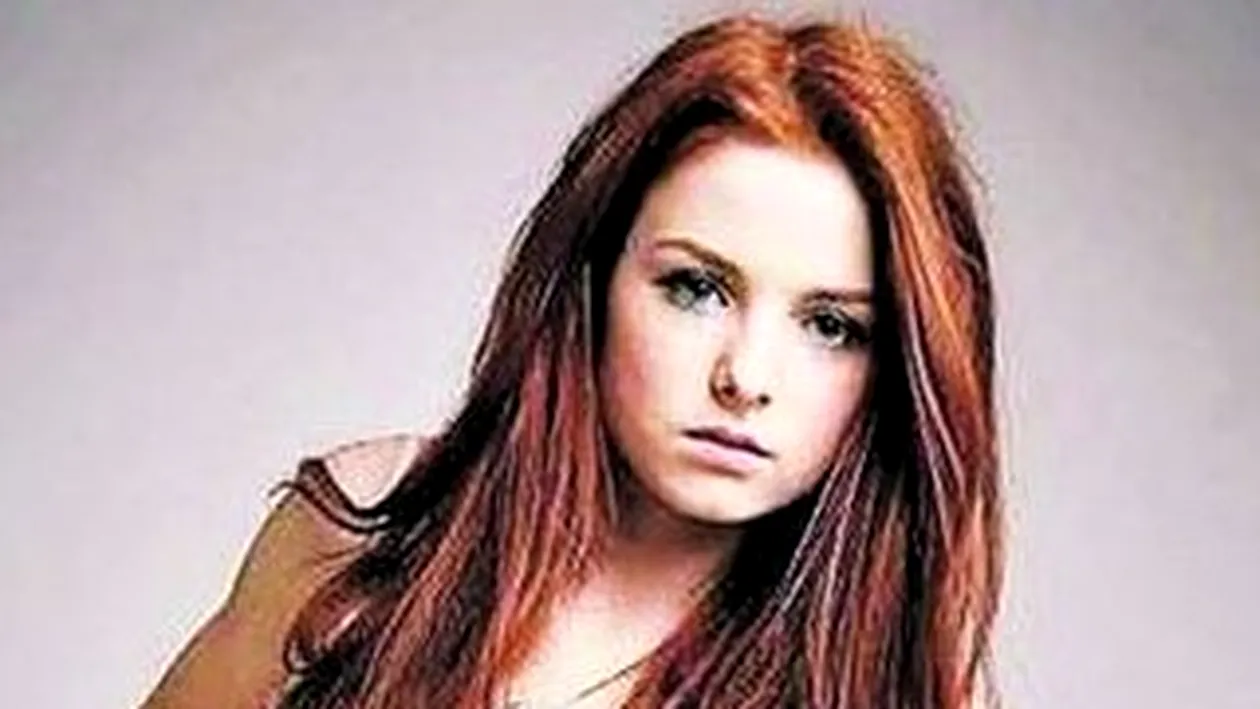 O adolescenta din Satu Mare, de numai 15 ani, este considerata sosia actritei americane. Lindsay Lohan de Romania