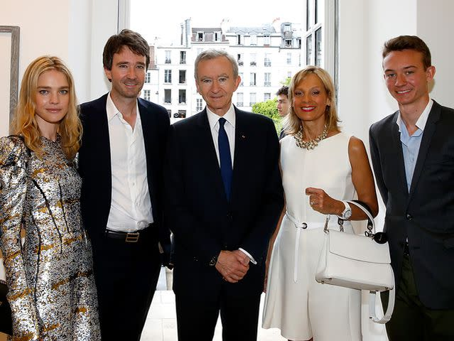 Cum arată și cu ce se ocupă soția celui mai bogat om din lume. Hélène Mercier și Bernard Arnault sunt căsătoriți de peste trei decenii