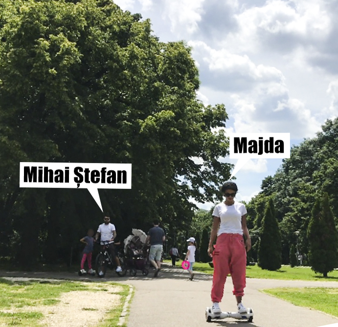Majda în parc alături de iubit și fiica ei