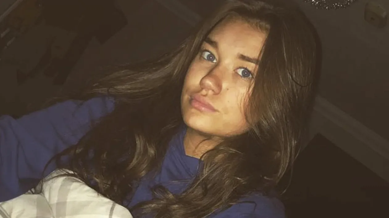Nicola a fost găsită moartă în casă, iar apropiații sunt în stare de șoc. Ce a făcut cu o seară înainte să fie descoperită fără viață
