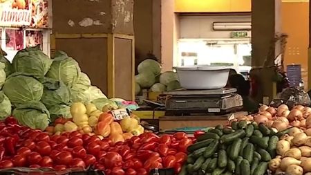 Cel mai scump Paște! Prețurile în piețe au luat-o razna. Cu cât se vinde un kilogram de castraveți
