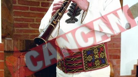 Ii canta la taragot lui Nicu Ceausescu