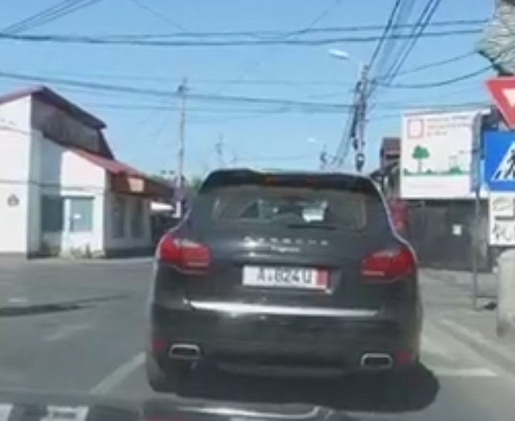 Bianca Drăguşanu, live pe CANCAN.ro!