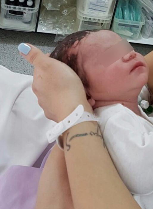 ANAMARIA PRODAN este o naşă fericită!
