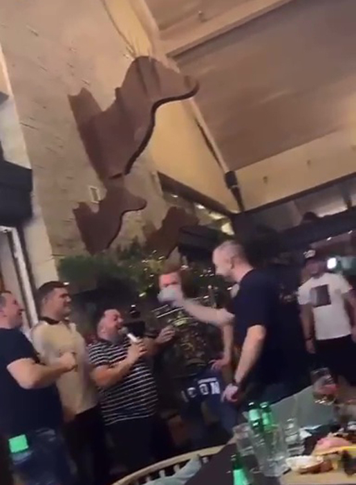 Dedicațiile au curs gârlă, toată noaptea