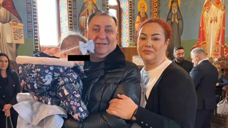 Vali Vijelie și-a dus ”mama la copii” în vacanță în Bali. Carmen Rusu, în ipostaze inedite