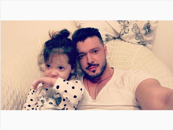 Victor Slav s-a fotografiat cu fetița lui, Sofia Natalia, iar fanii i-au scris un mesaj dur. “Roagă-te să nu semene cu…”