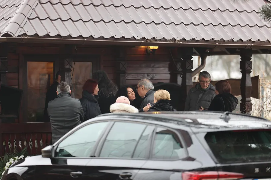 Mihaela Rădulescu a fost înconjurată de apropiați în aceste momente grele