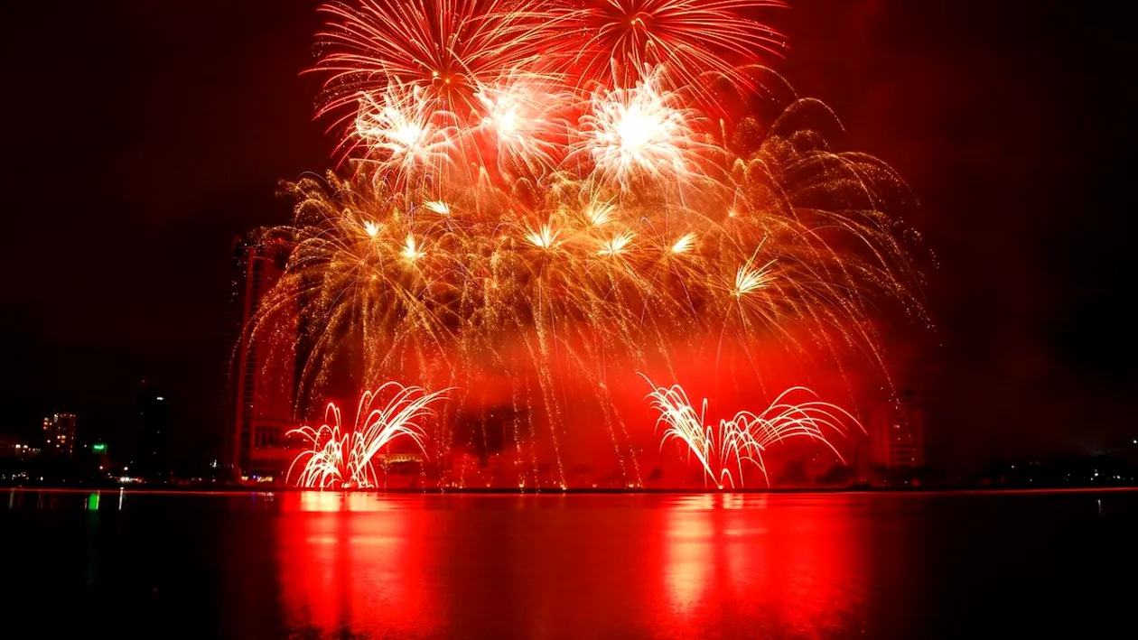 Programul evenimentelor de pe 31 decembrie. Unde poți vedea artificii de Revelion