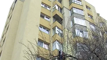 O tanara din Hunedoara s-a sinucis chiar sub privirile ingrozite ale tatalui ei! Motivul este de-a dreptul halucinant