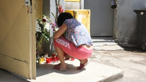 Povestea trista a Enyei, pustoaica din Drumul Taberei care s-a sinucis inainte de a implini 16 ani!