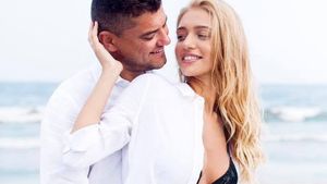 Fosta parteneră de viaţă a lui CRISTIAN BOUREANU rupe tăcerea! Cum se comporta cu ea politicianul în timpul relaţiei