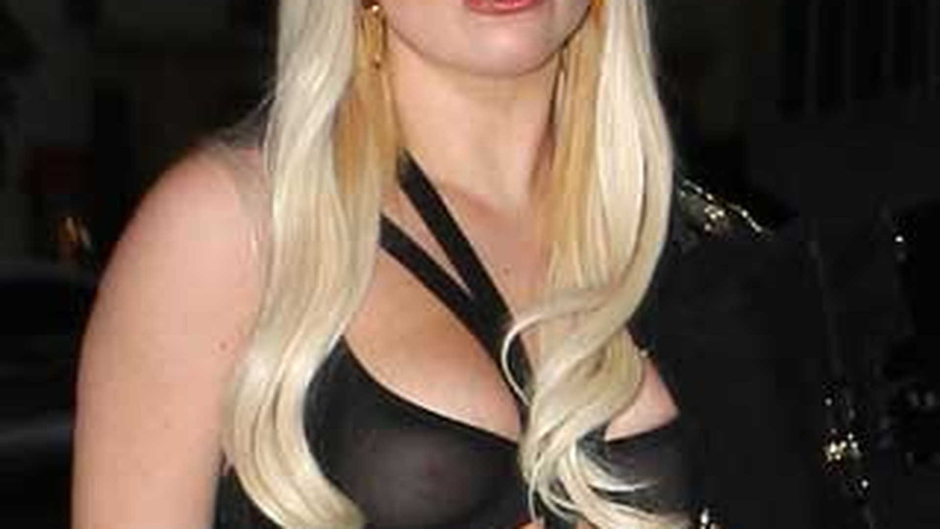 Lui Lady Gaga i s-a facut rau pe scena! Doua ambulante au venit imediat dupa finalul concertului