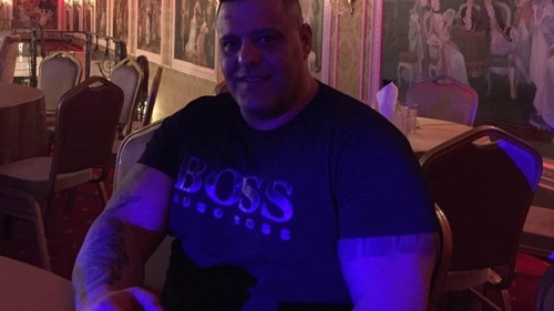 Povestea neştiută a lui Nikos, interlopul care a murit în braţele iubitei! Doar prietenii îi ştiau secretele 