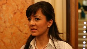 Poveste de pomină cu doamna Vanghelie. Situaţie jenantă pentru fosta deputată! Instanţa a obligat-o să…