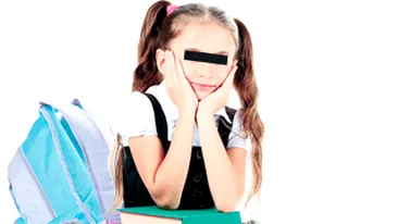 O fetita de clasa I are menstruatie din cauza alimentelor umflate cu hormoni! A devenit femeie la sapte ani!