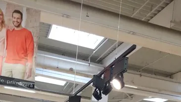 De la actor la bodyguard! Vezi ce comediant celebru poarta cu mandrie o geaca inscriptionata cu Security!