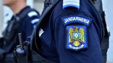 Dezvăluiri cutremurătoare! Un șef din Jandarmerie ar fi agresat o angajată: „M-a luat de cap și m-a tras cu forță”