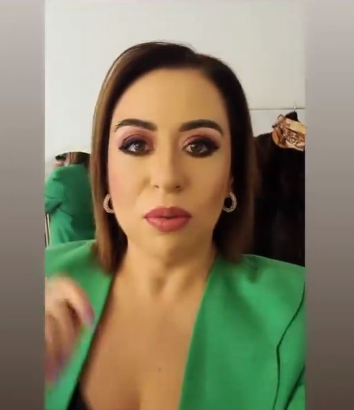 Îmbrăcată într-o rochie scurtă și sexy, Oana Roman a făcut proba centimetrului în direct, la TV: “Oamenii sunt foarte ușor de manipulat”